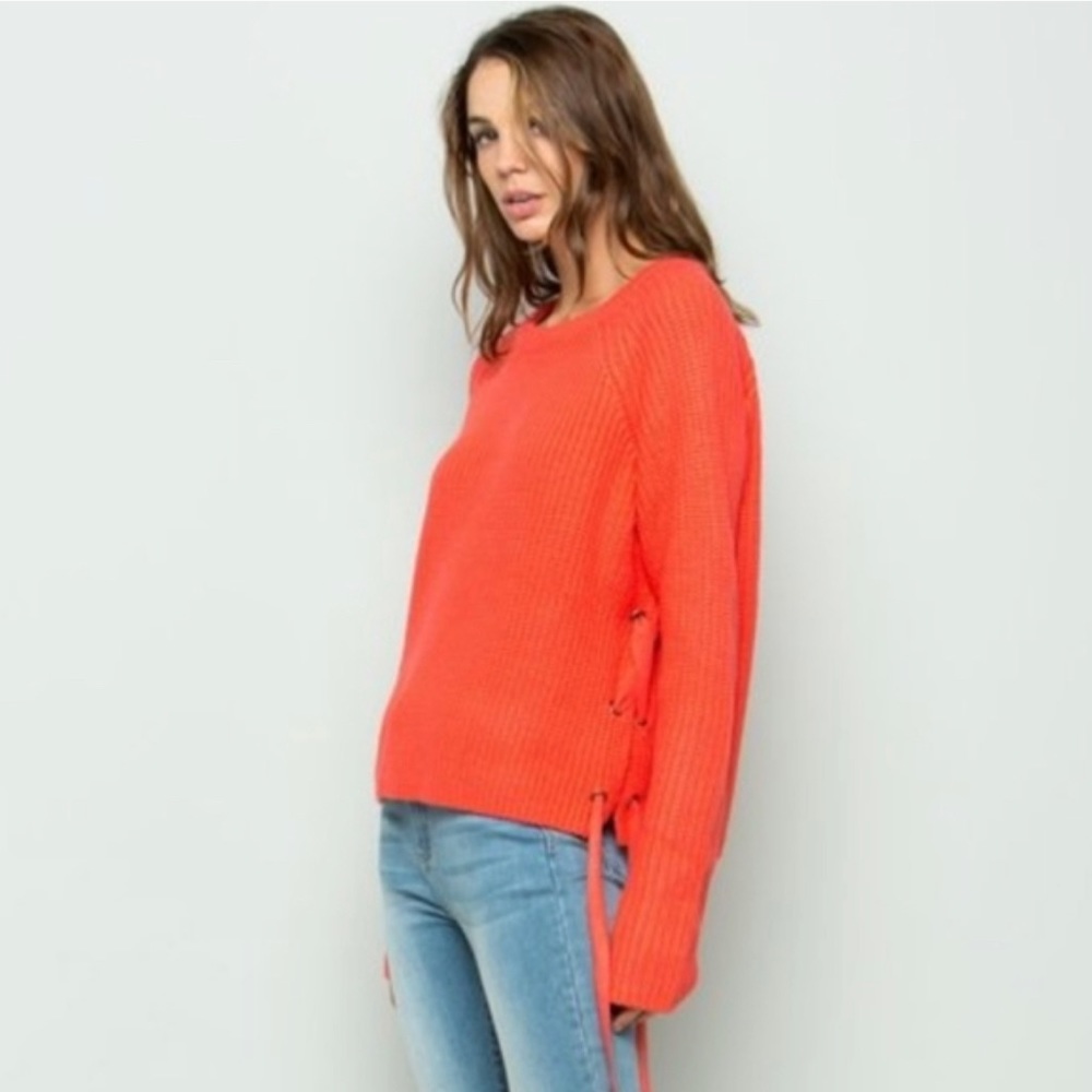Vici coral sweater